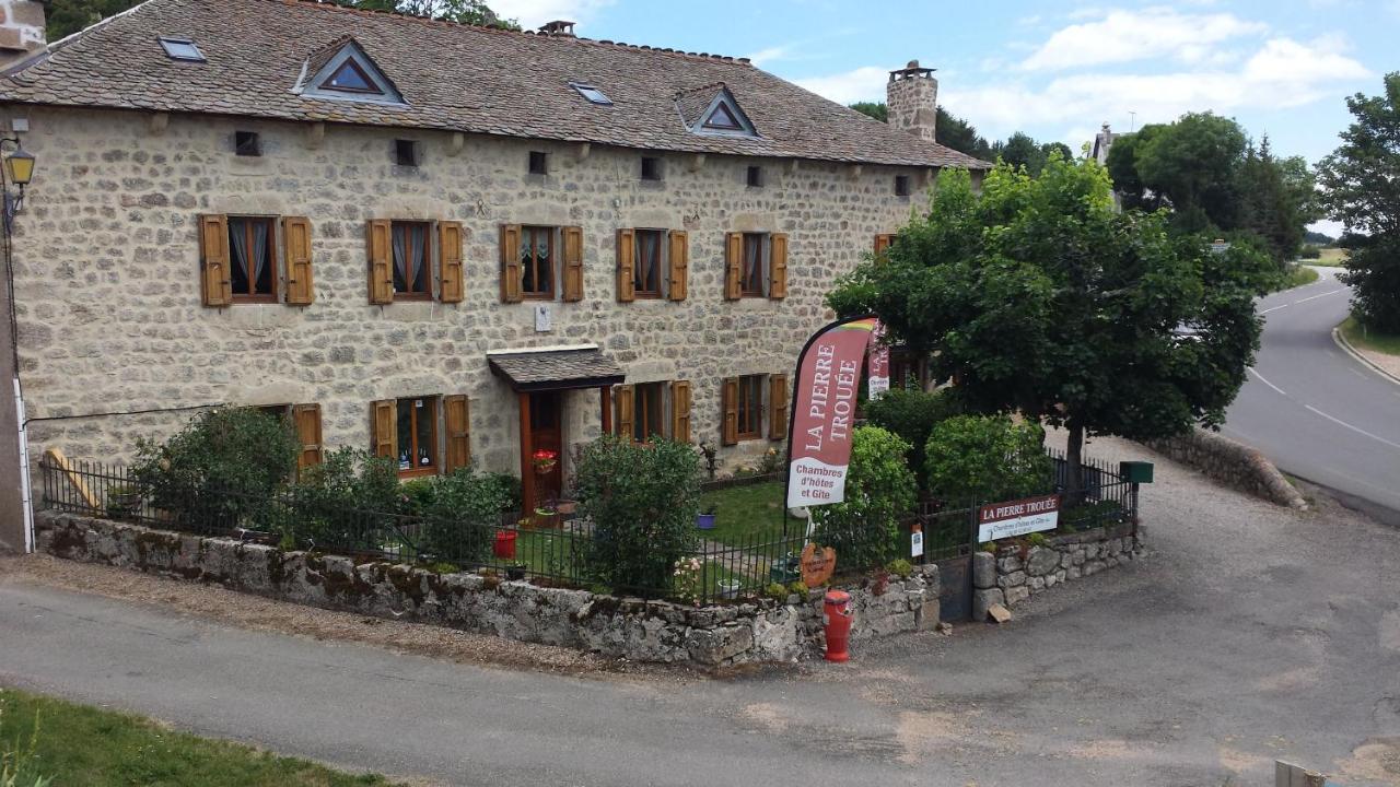 La Pierre Trouee Chambre D'Hotes Chateauneuf-de-Randon Exterior photo